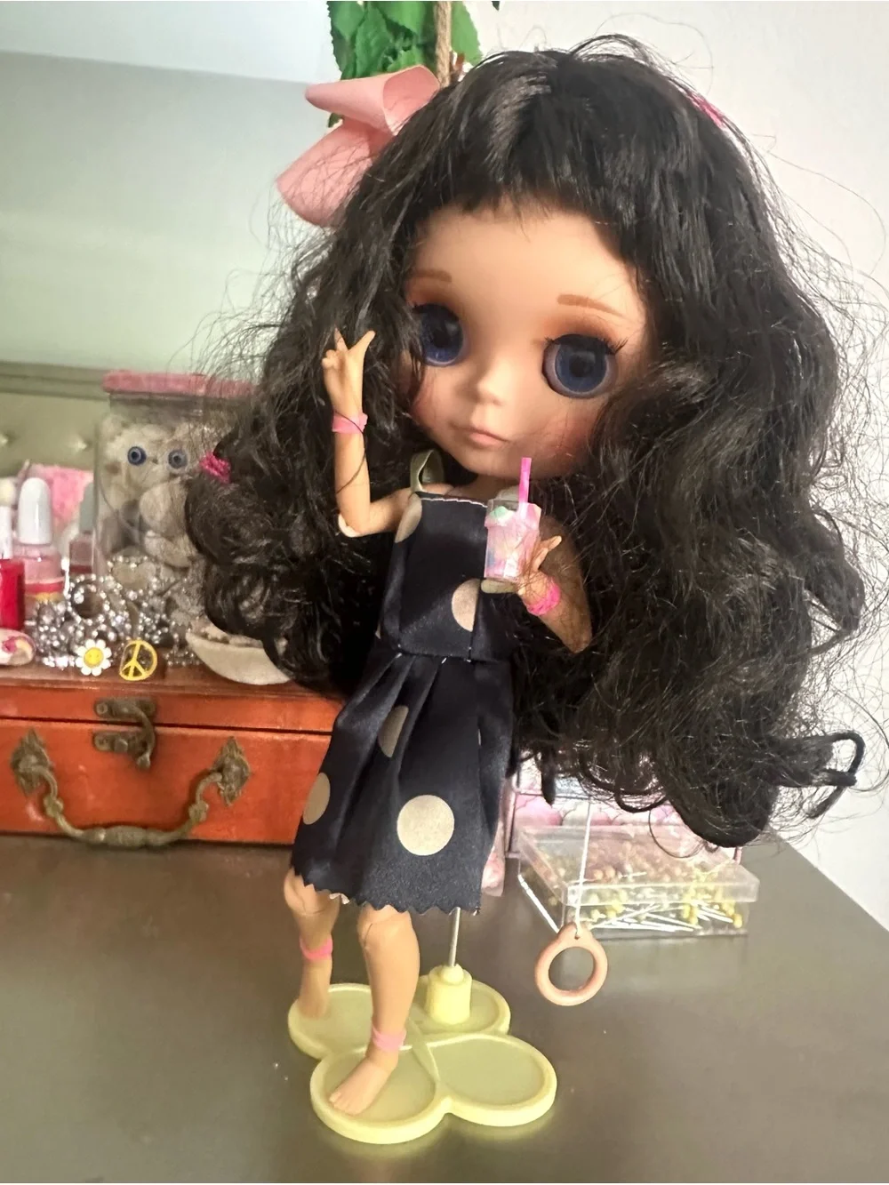 TBL Articulated Blythe doll for customization. With stand, hand set, & outfit